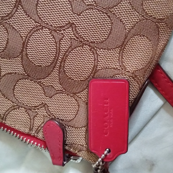 EUC COACH Signature Crossbody with Red Leather - Picture 4 of 4